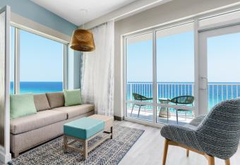 Hyatt Place Panama City Beach/Beachfront allows 18 year olds to book a room