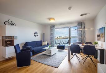 Reeders Nest by Seeblick Ferien has Balcony rooms