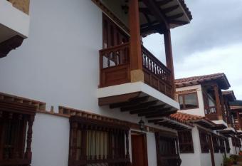 CABA  A EL FARO DE LA VILLA has Balcony rooms
