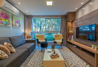 Apartamento EXCELENTE Solare Terraneo em Gramado allows 18 year olds to book a room