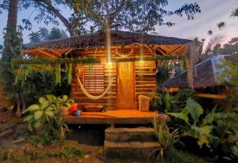 Payag n  Kapitan, Experience pinubre living allows 18 year olds to book a room