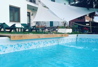 Villa Ruggiero The Gallery has Balcony rooms