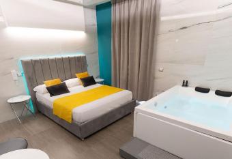 Intimity Luxury Rooms has Balcony rooms