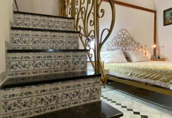 Camera Buono allows 18 year olds to book a room