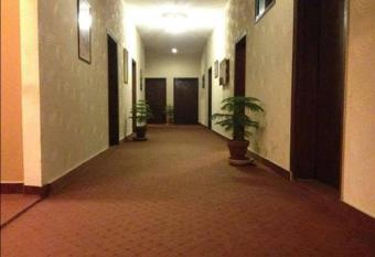 Magnum Hotel has Smoking rooms