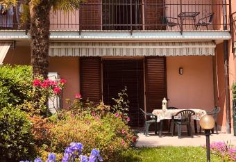 Casa Tiziana has Balcony rooms
