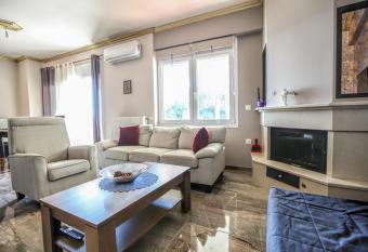 Meteora Fantasia Luxury Residence has Balcony rooms