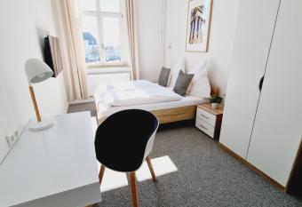 Best Boarding House allows 18 year olds to book a room