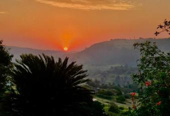 Green Hills Farm House has Balcony rooms
