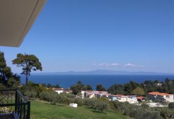 Sea View Apartments 2 has Balcony rooms