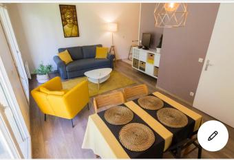 Charming Studio with parking & terrace VIEUX LILLE has Balcony rooms