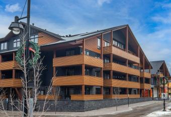 Spring Creek Vacations has Balcony rooms