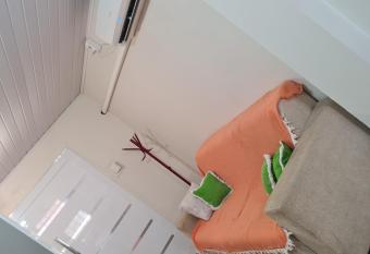 Kitnet casal e apartamento com lareira e vista jardim allows 18 year olds to book a room