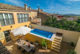 Unio 36 has Balcony rooms