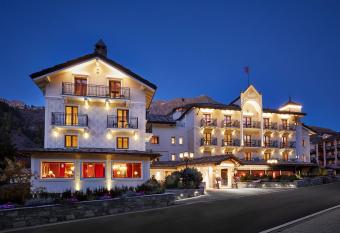 Hotel Miramonti has Balcony rooms