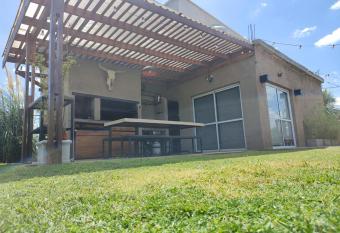 Casa alojamiento canning has Balcony rooms
