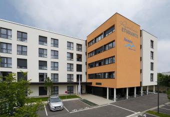 R  sidence N  m  a Stanford allows 18 year olds to book a room