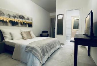 Regina allows 18 year olds to book a room