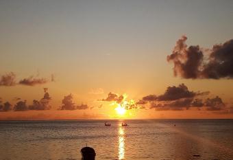 Villa Sunshine House ZANZIBAR has Balcony rooms