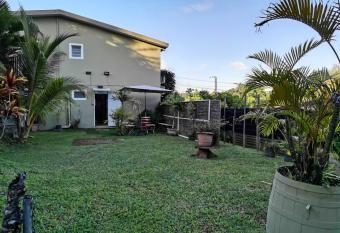 Appartement de 2 chambres avec jardin clos et wifi a Le Lamentin a 7 km de la plage has Smoking rooms