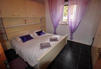 Apartment Zepina has Balcony rooms