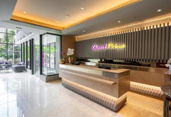 Quest Hotel Prime Pemuda - Semarang allows 18 year olds to book a room