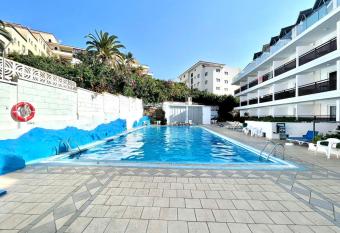 Comodo estudio PZ Wifi, great view, Puerto de la Cruz allows 18 year olds to book a room