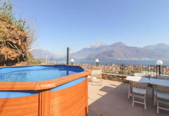 Villa Anna has Balcony rooms