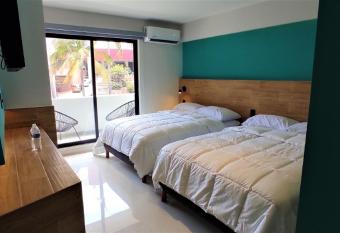 Hotel Kavia Mazatlan allows 18 year olds to book a room