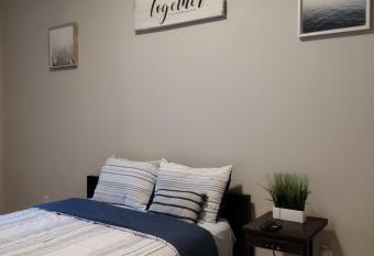 Lovely relax independent room in charleston scsc allows 18 year olds to book a room