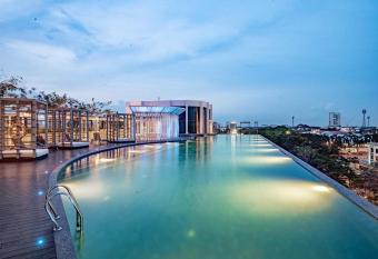 Himaify suite @Troika (Muslim Homestay) allows 18 year olds to book a room