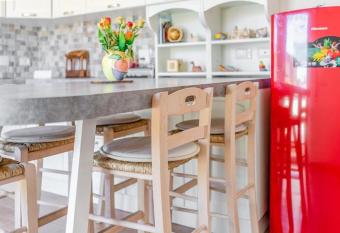 Fiumicino Portunno by the sea 3 guests WIFI AirCon has Balcony rooms