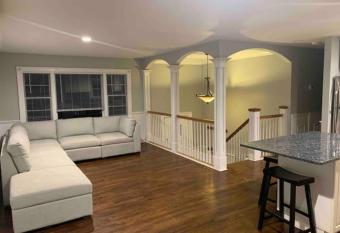Candlewood Lake Retreat has Balcony rooms
