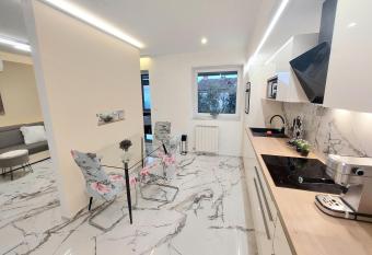 ISTRIANA has Balcony rooms