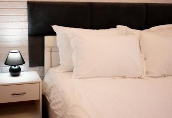 Moise House - Kosher Aparthotel has Balcony rooms