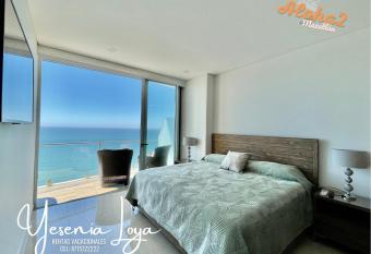 Camino al mar allows 18 year olds to book a room