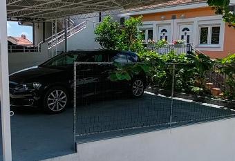 Apartmani Milicevic has Balcony rooms