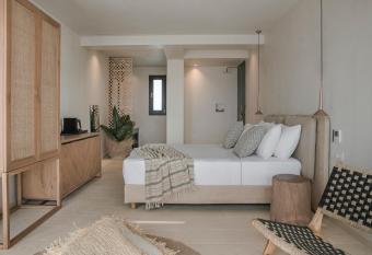 Asty Mykonos Hotel & Spa - World of One allows 18 year olds to book a room