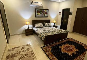 Peaceful 3BR Family Apt Perfect for Vacations has Smoking/Balcony rooms