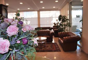 Hotel Gaston allows 18 year olds to book a room