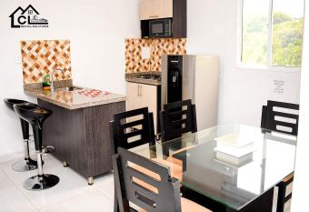 Hermoso Aparthotel 222 en Pereira 303 allows 18 year olds to book a room