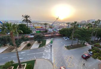 Homely Apartments Paseo Del Mar allows 18 year olds to book a room