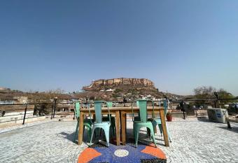 Banasa Homestay has Balcony rooms