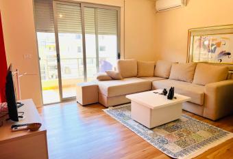 Blue City Apartment allows 18 year olds to book a room