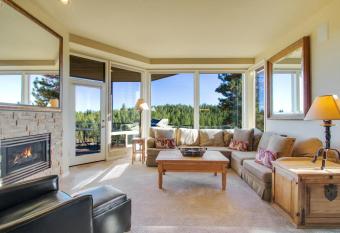 River Ridge 313AB has Balcony rooms