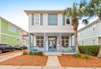 Sunny days on 30A has Balcony rooms
