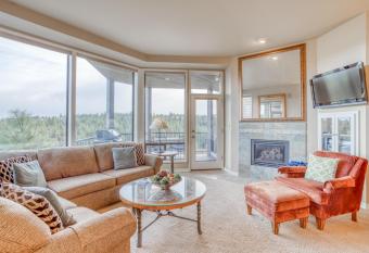 River Ridge 322AB has Balcony rooms