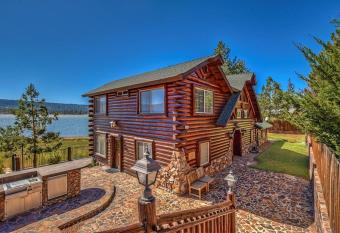 003 - Northern Exposure has Balcony rooms