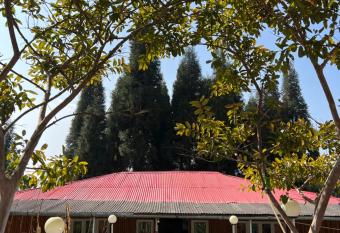 Dilpali Home Cum Farm stay has Smoking rooms