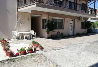 APARTMENT MARIOS SOUFLI                                        , 60m2                     has Balcony rooms